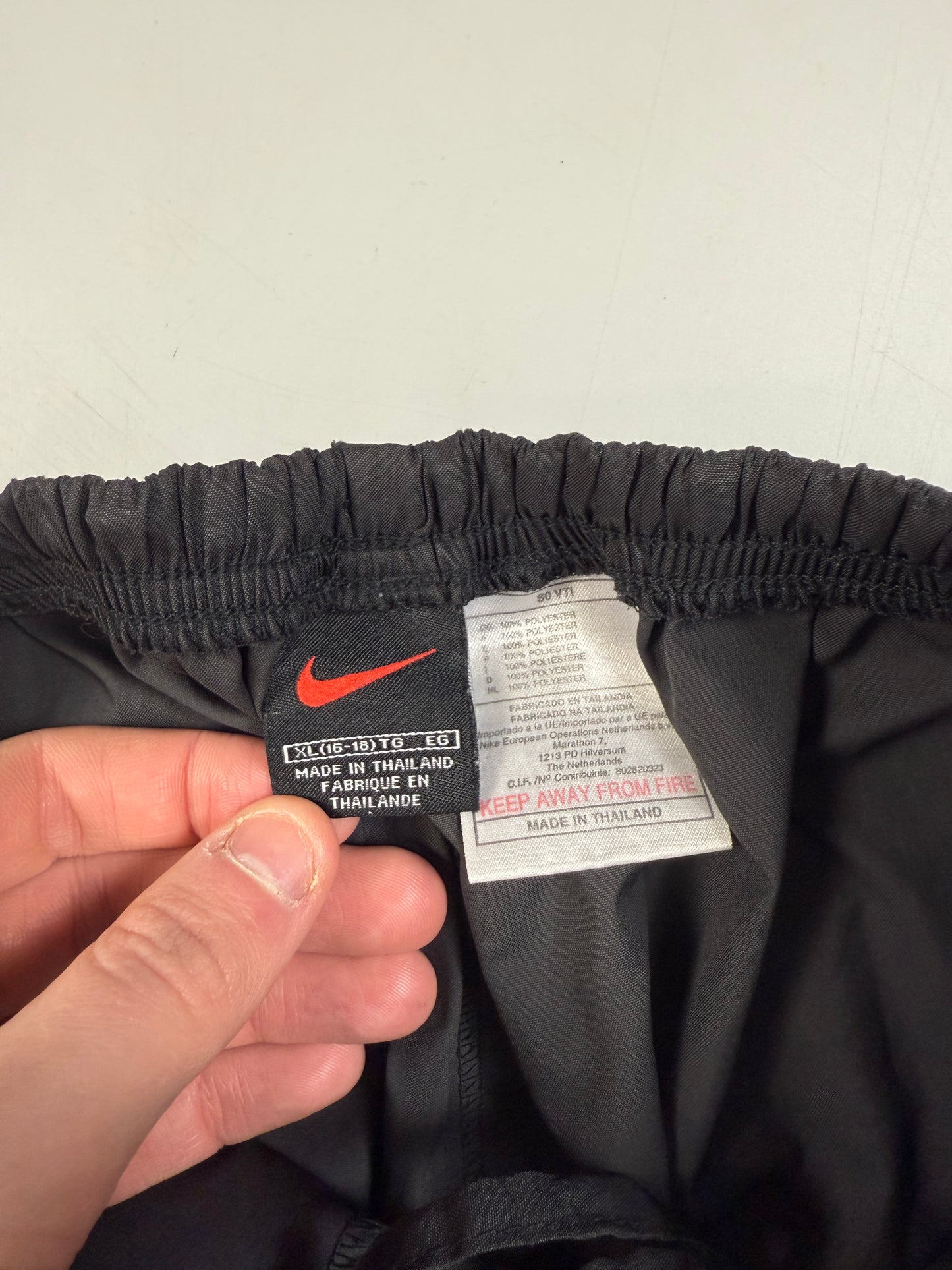 Vintage 90s Nike baggy track pants (S)