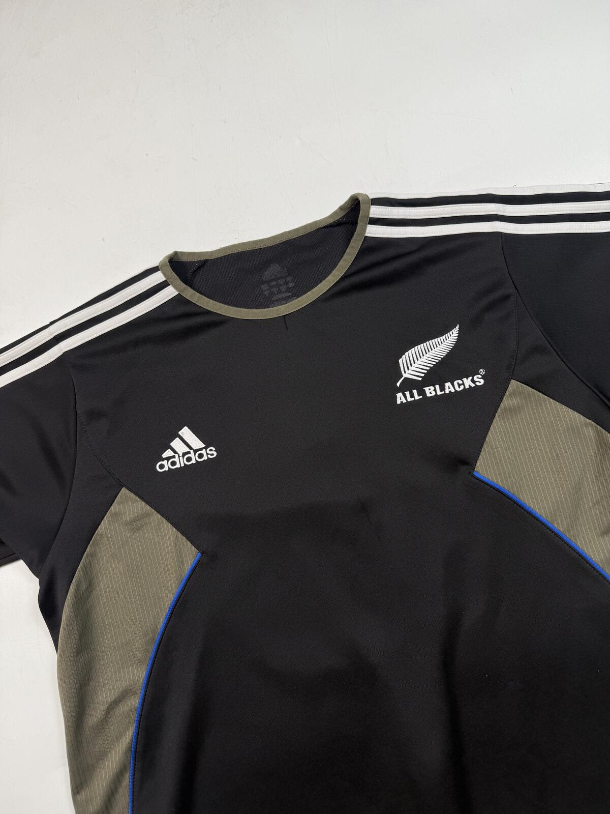Vintage New Zealand 2007-09 Adidas rugby union shirt (XL)