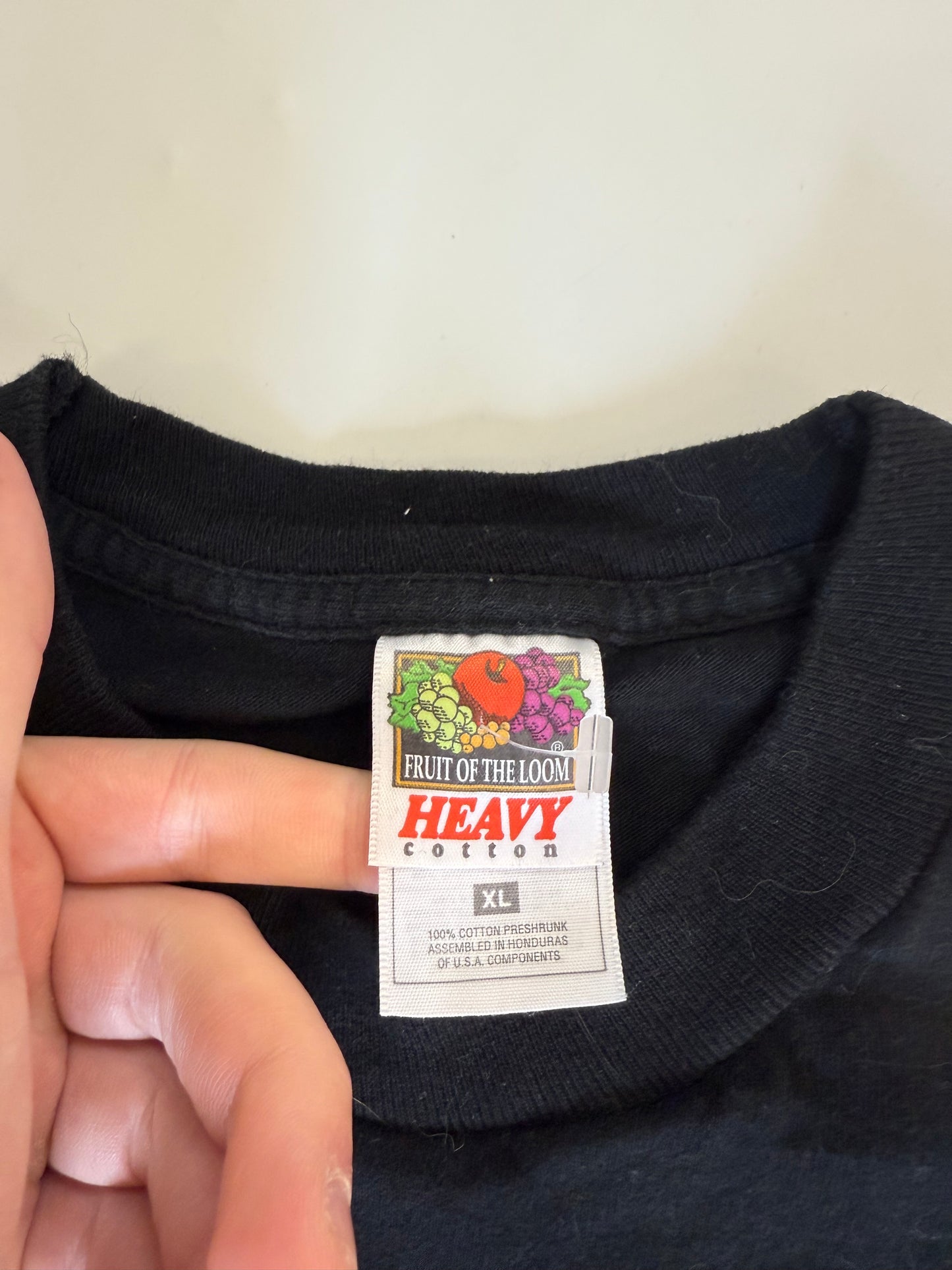 Vintage 90s graphic tee (XL)