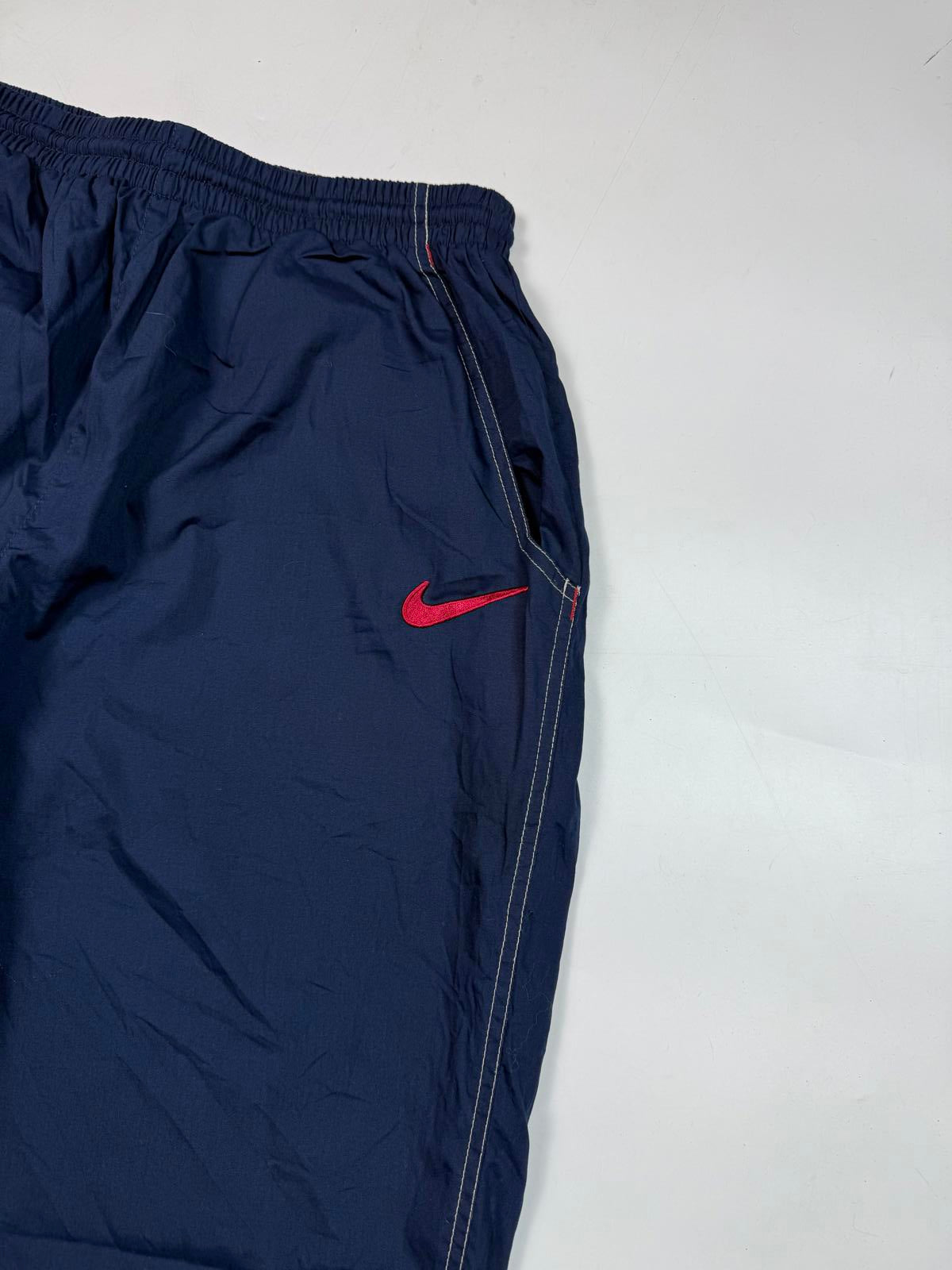 Vintage 90s Nike baggy track pants (L)