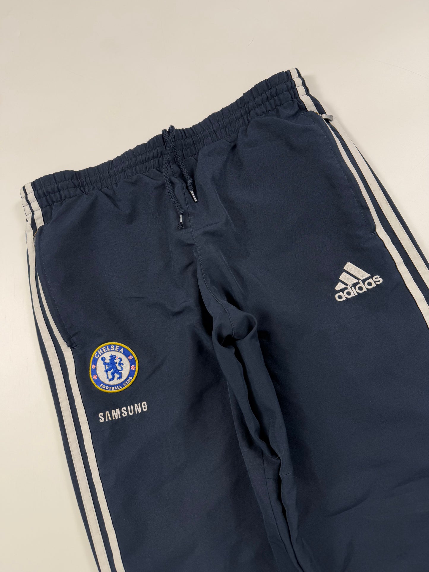 Vintage Chelsea 2009/10 Adidas track pants (M)