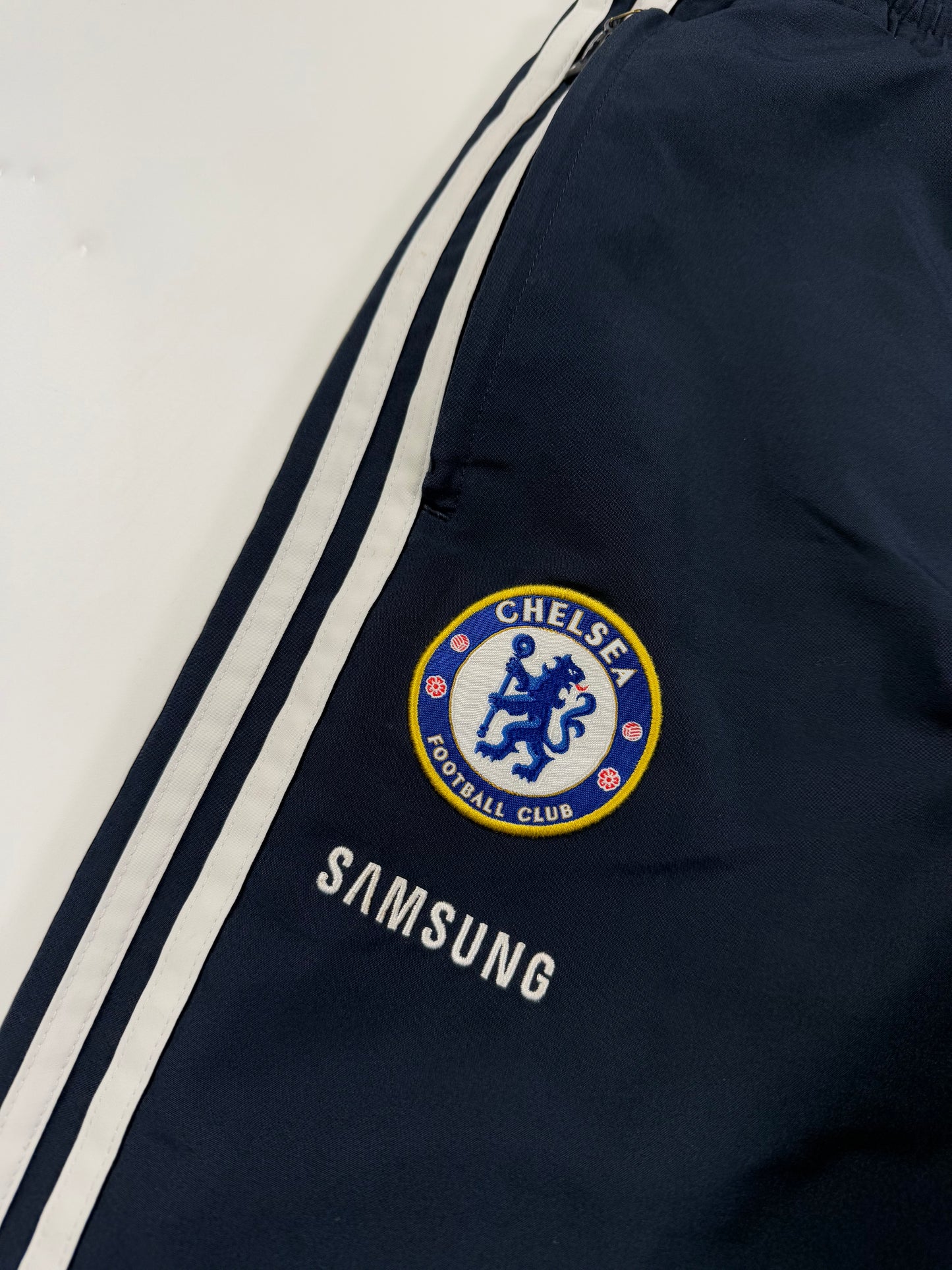 Vintage Chelsea 2009/10 Adidas track pants (M)