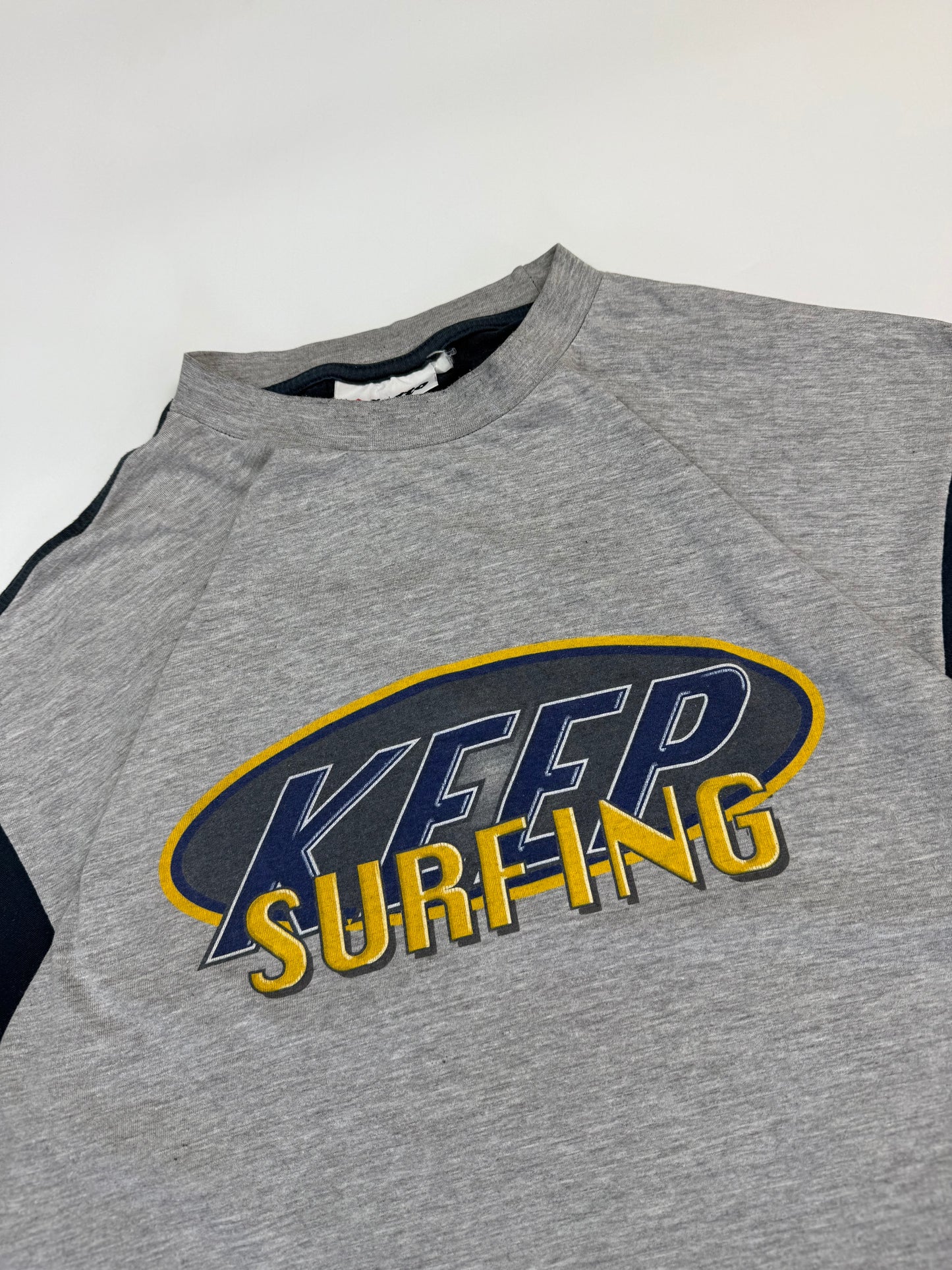 Vintage 90s Lotto Keep Surfing tee (L)