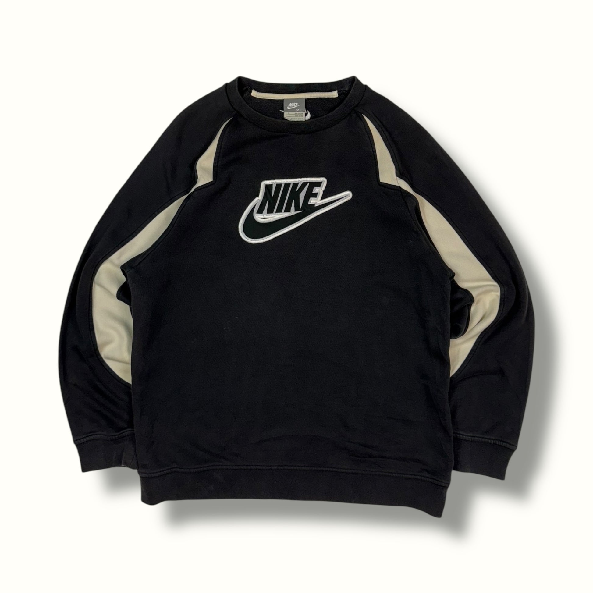 Nike spell out sweatshirt black