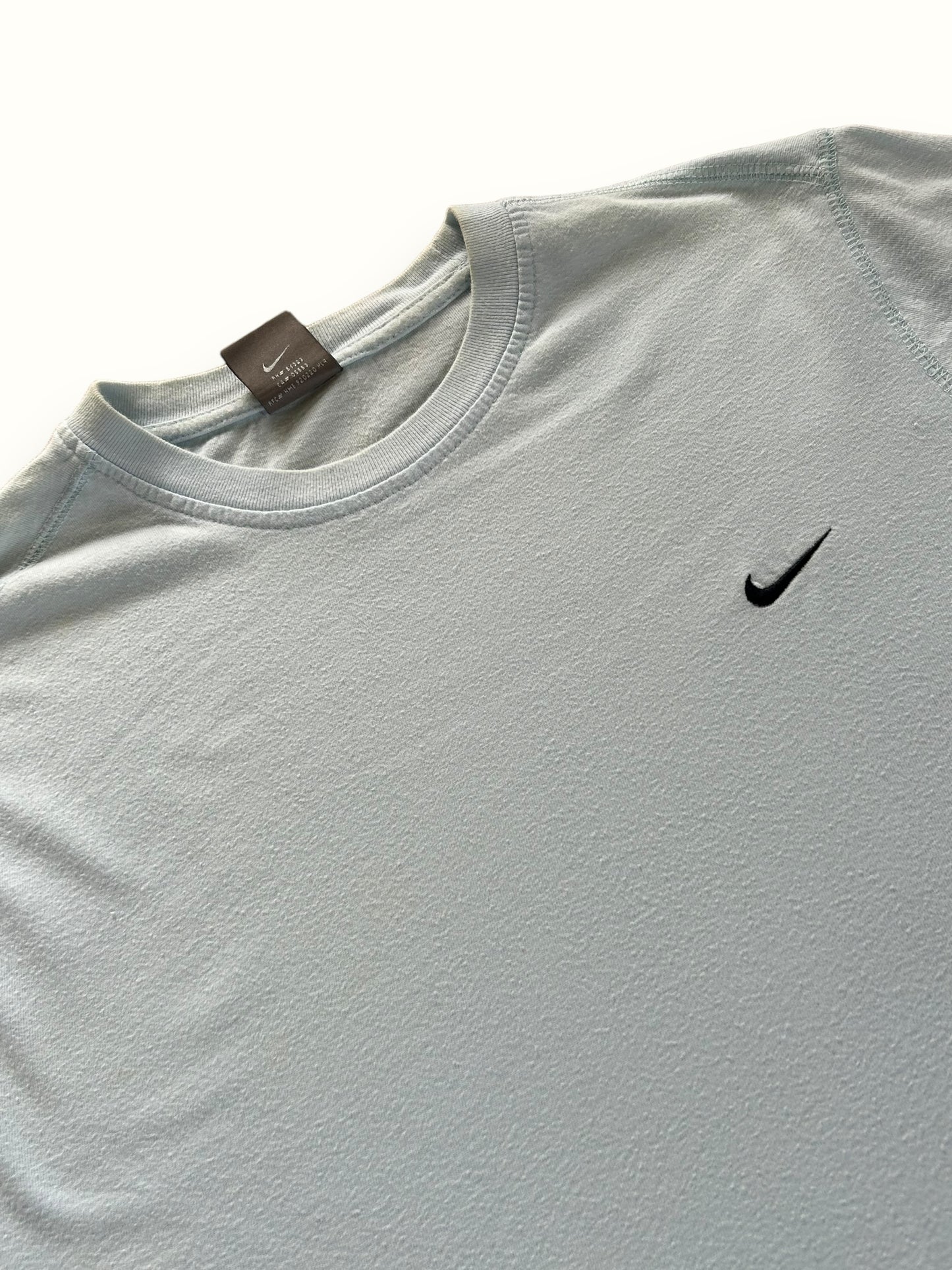 Vintage Nike mini swoosh tee (S)