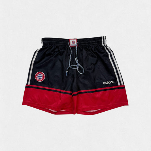 Vintage Bayern Munich 1997-99 Adidas home football shorts (L)