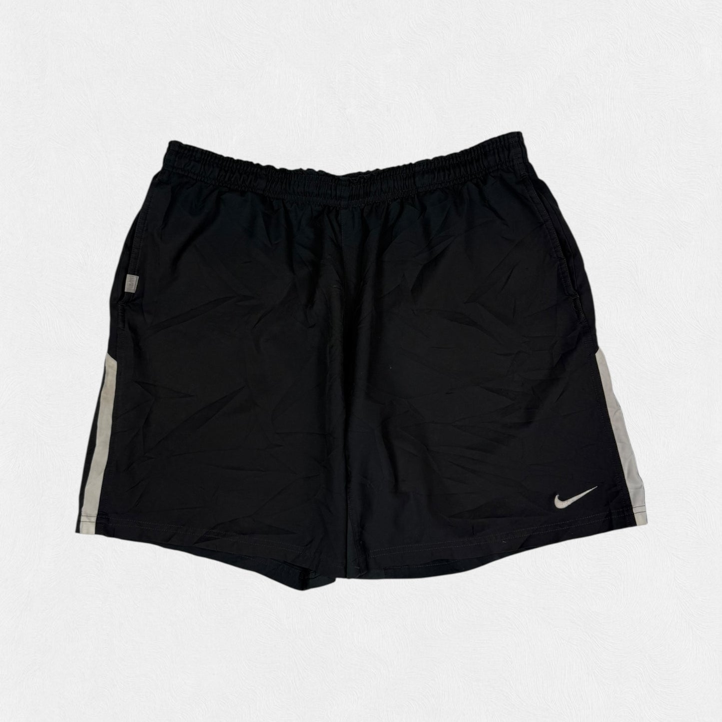Vintage Nike court sport shorts (XL)