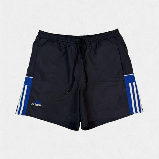 Vintage Adidas sport shorts (L)