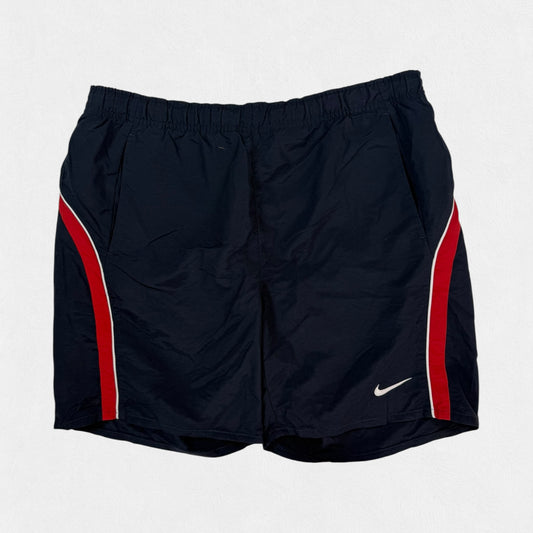 Vintage Nike mini swoosh sport shorts (M)