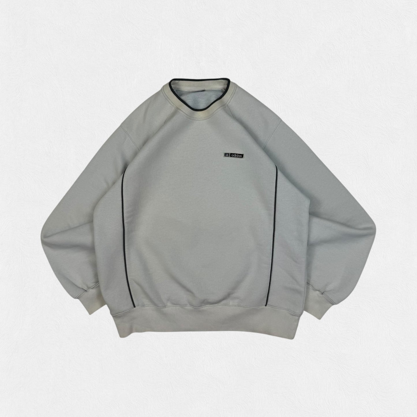 Vintage Adidas small logo sweatshirt (M)