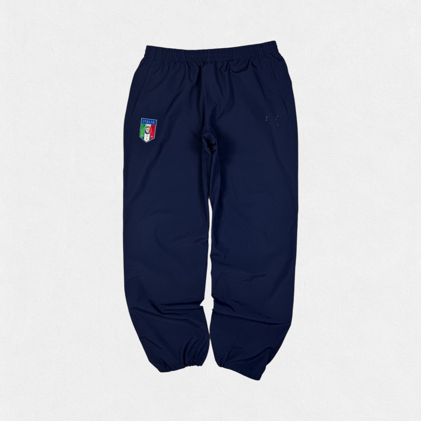 Vintage Italy 2010/11 Puma baggy track pants (L)