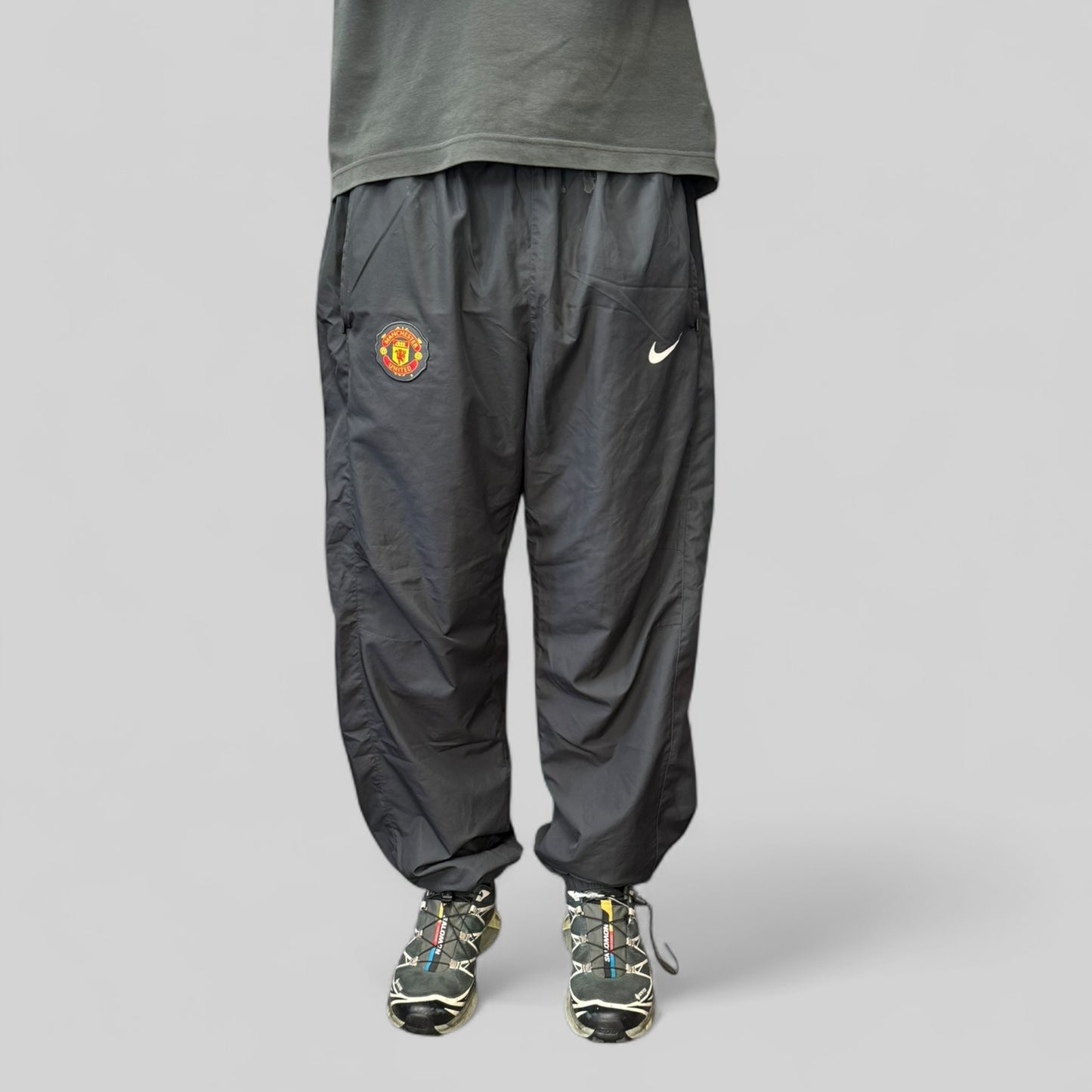 Manchester United 2010/11 Nike baggy football track pants (XL)