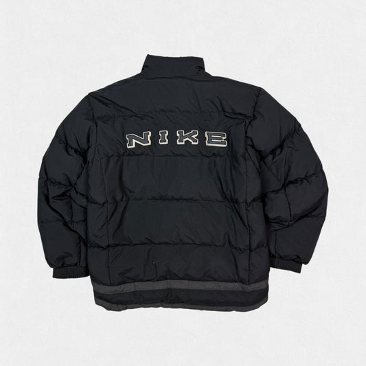 Vintage 90s Nike spell out reversible puffer jacket (S)