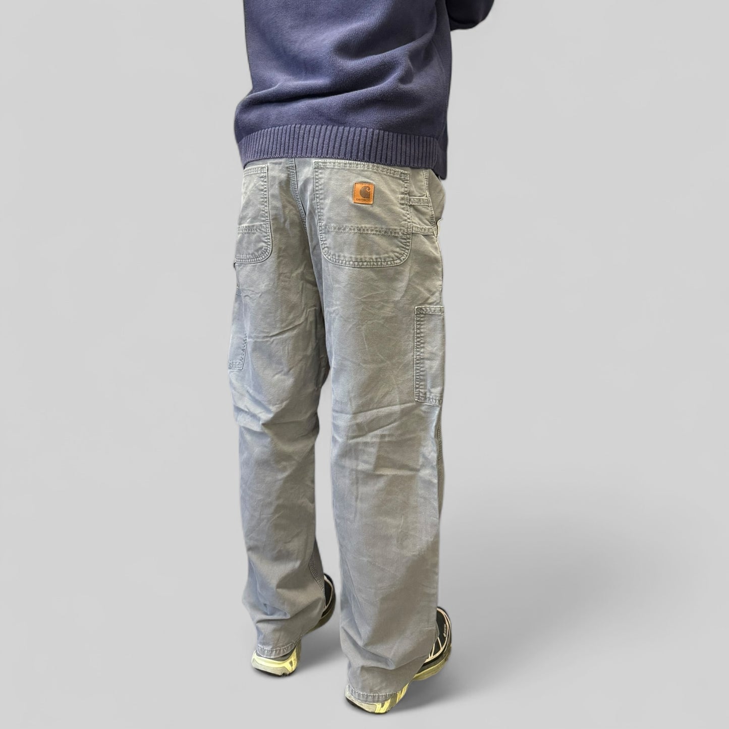 Carhartt baggy carpenter pants (W34)