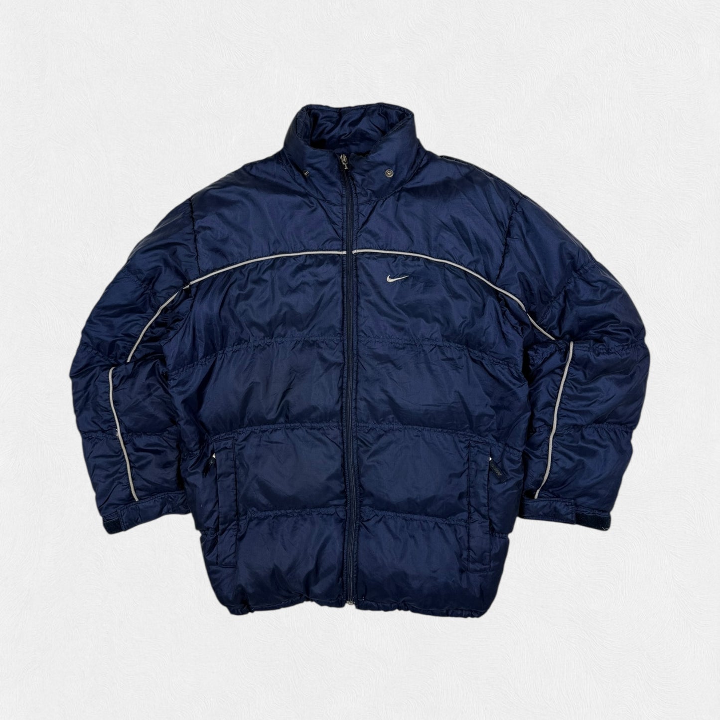 Vintage Nike puffer jacket (L)