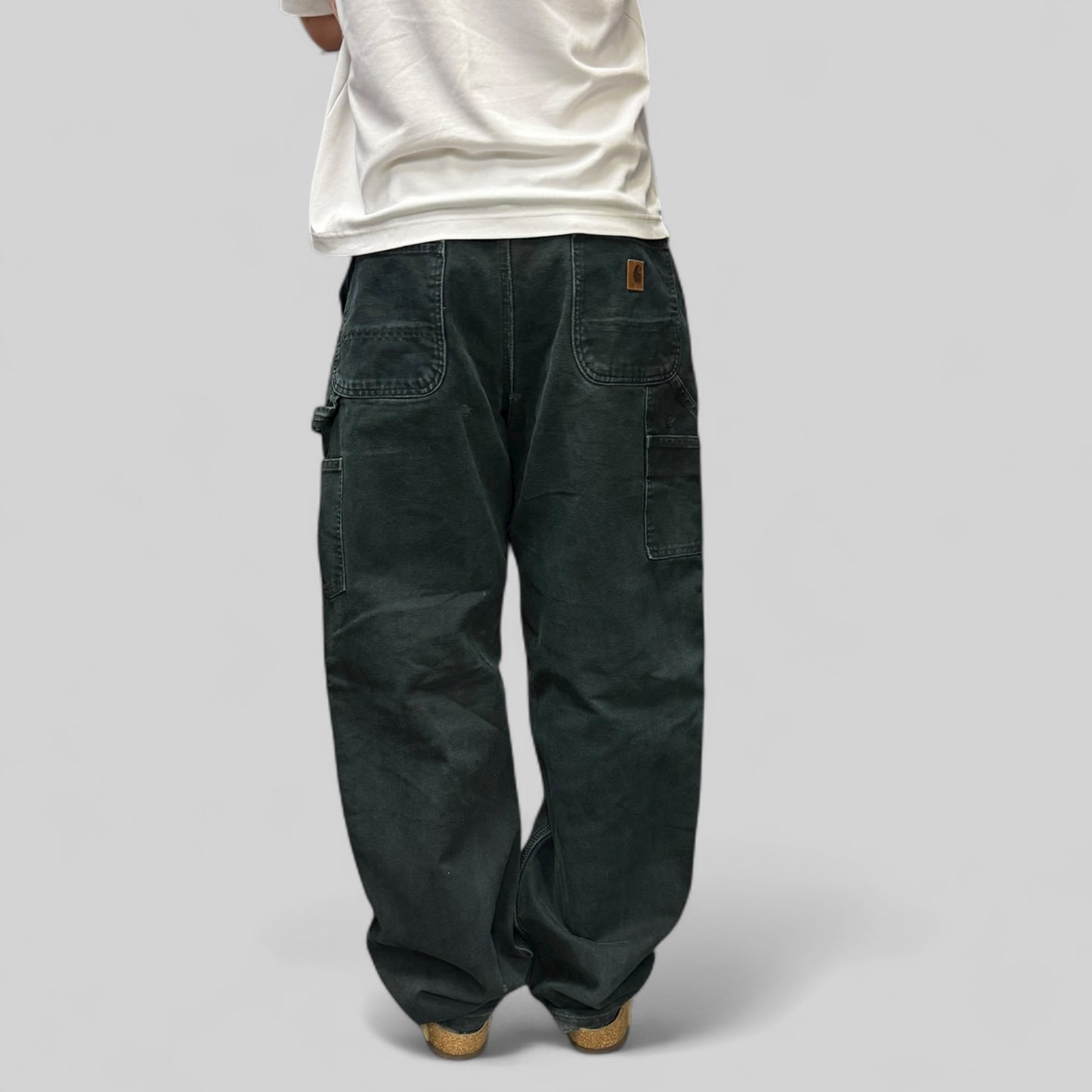 Carhartt baggy carpenter pants (W36)