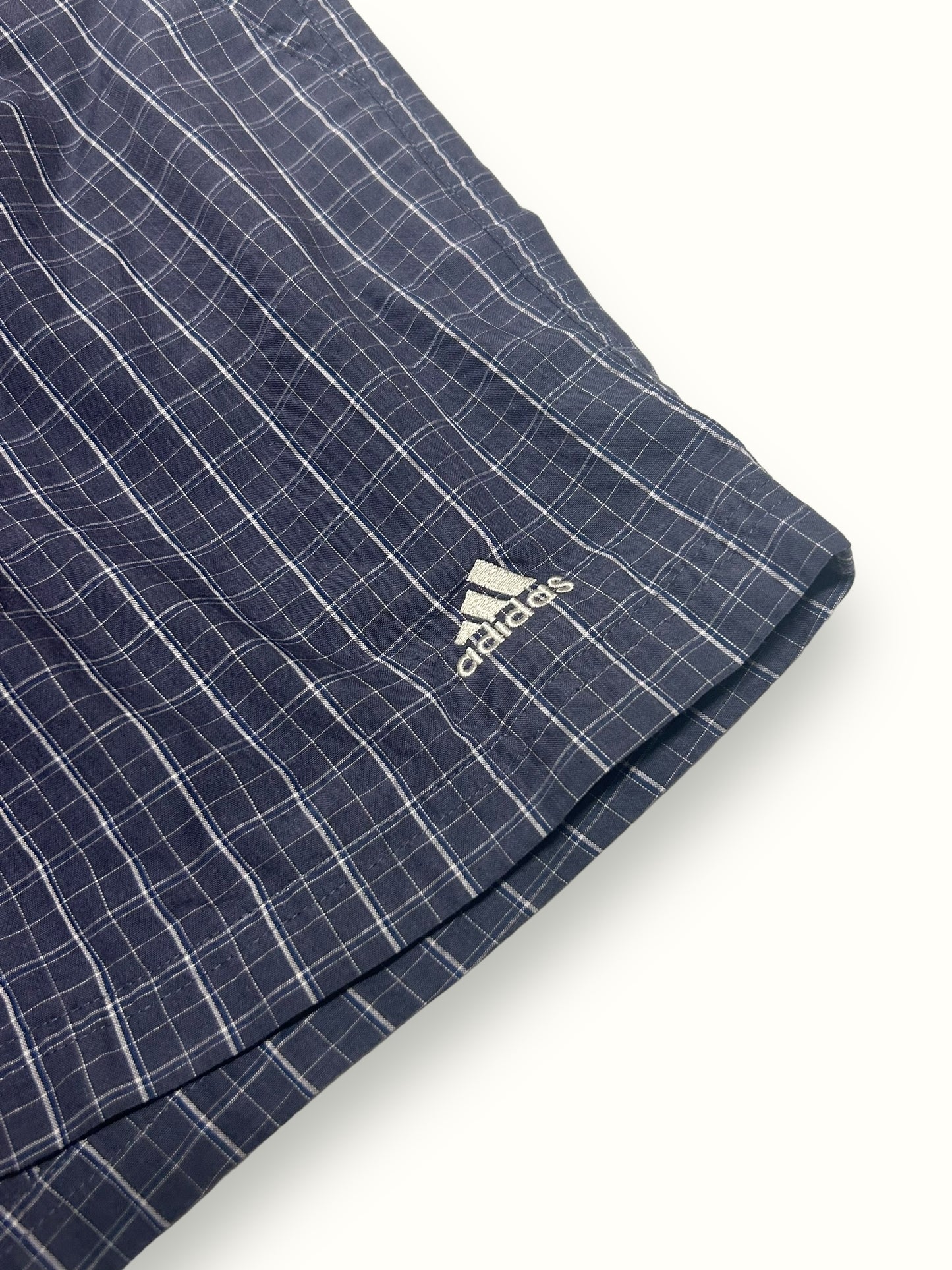 Vintage Adidas check shorts (L)