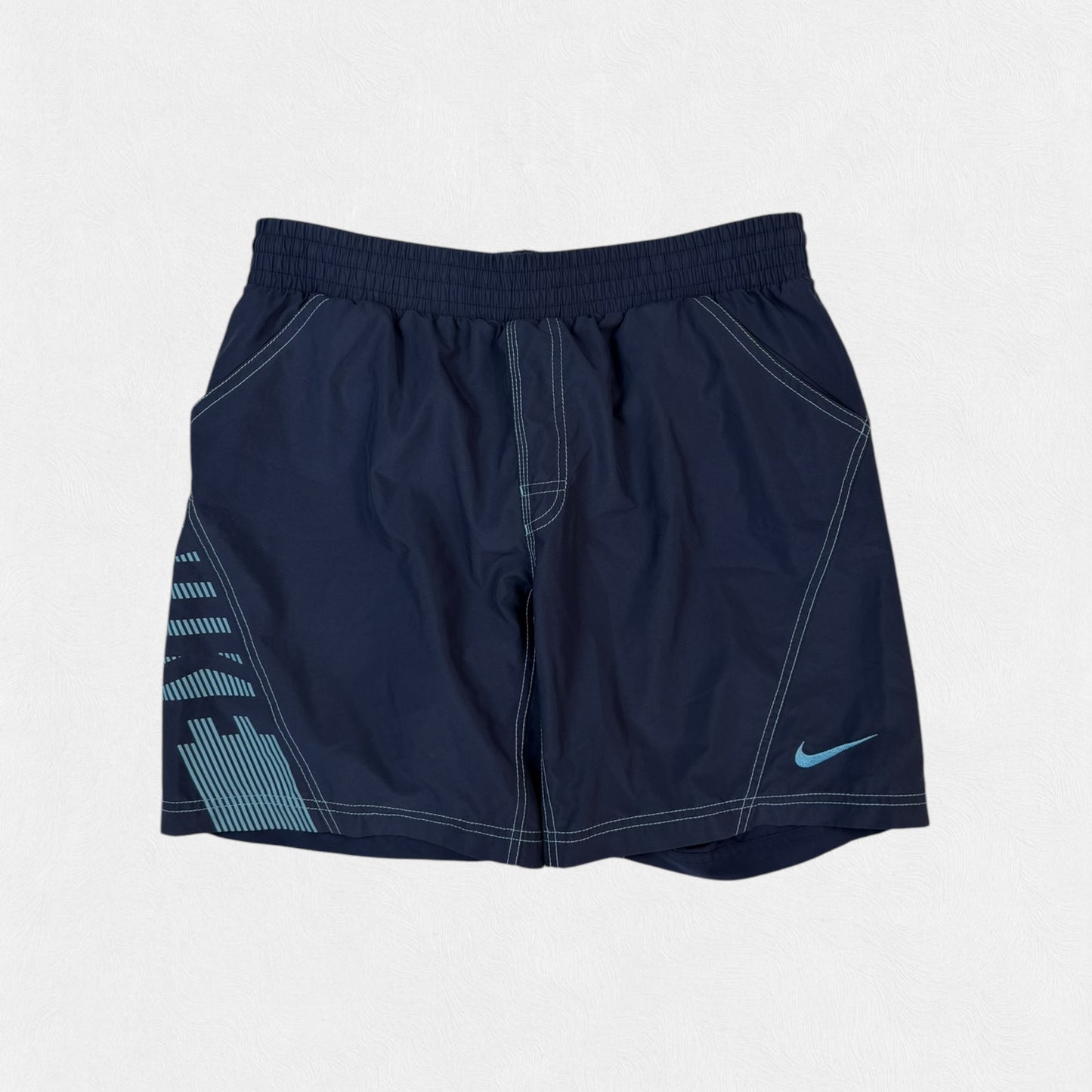 Vintage Nike spell out sport shorts (M)