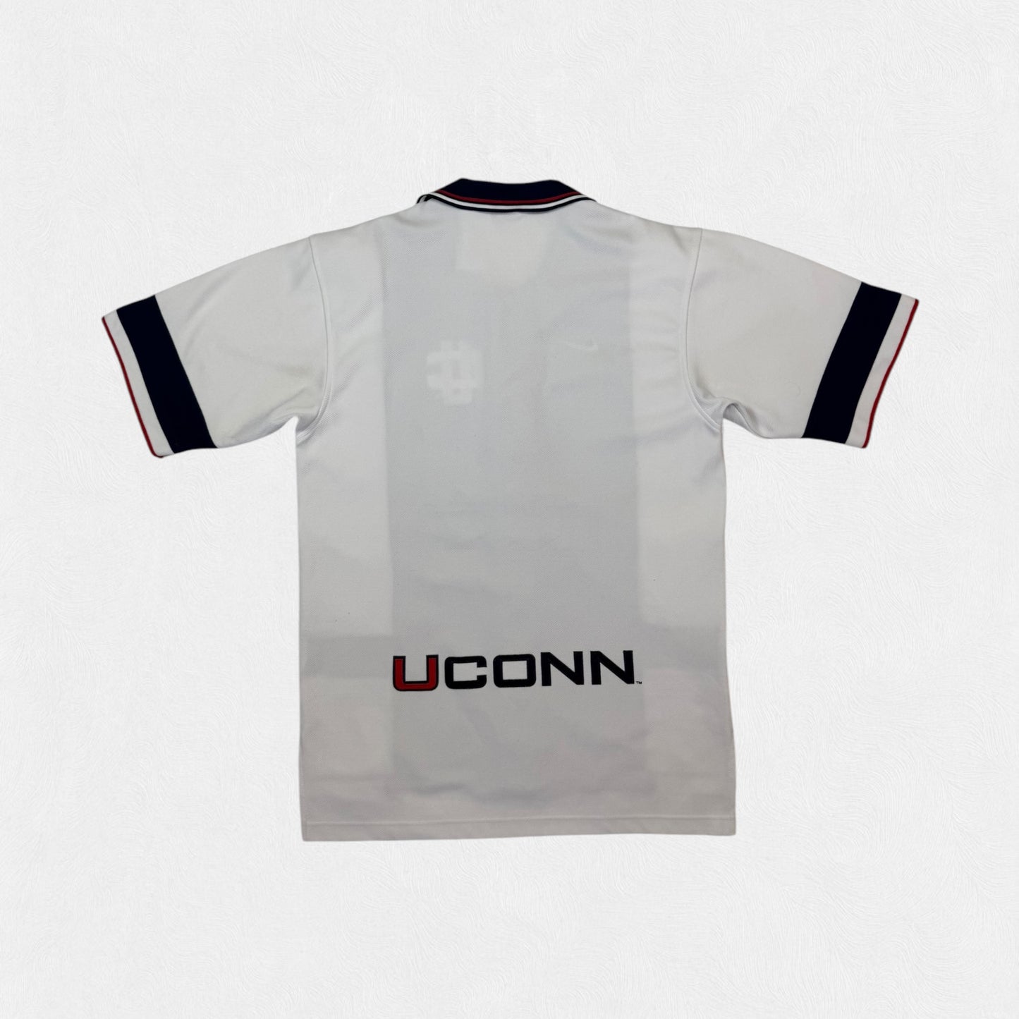 Vintage 90s UCONN Huskies Nike basketball jersey (S)