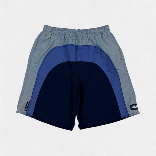 Vintage Quiksilver baggy surf board shorts (L)
