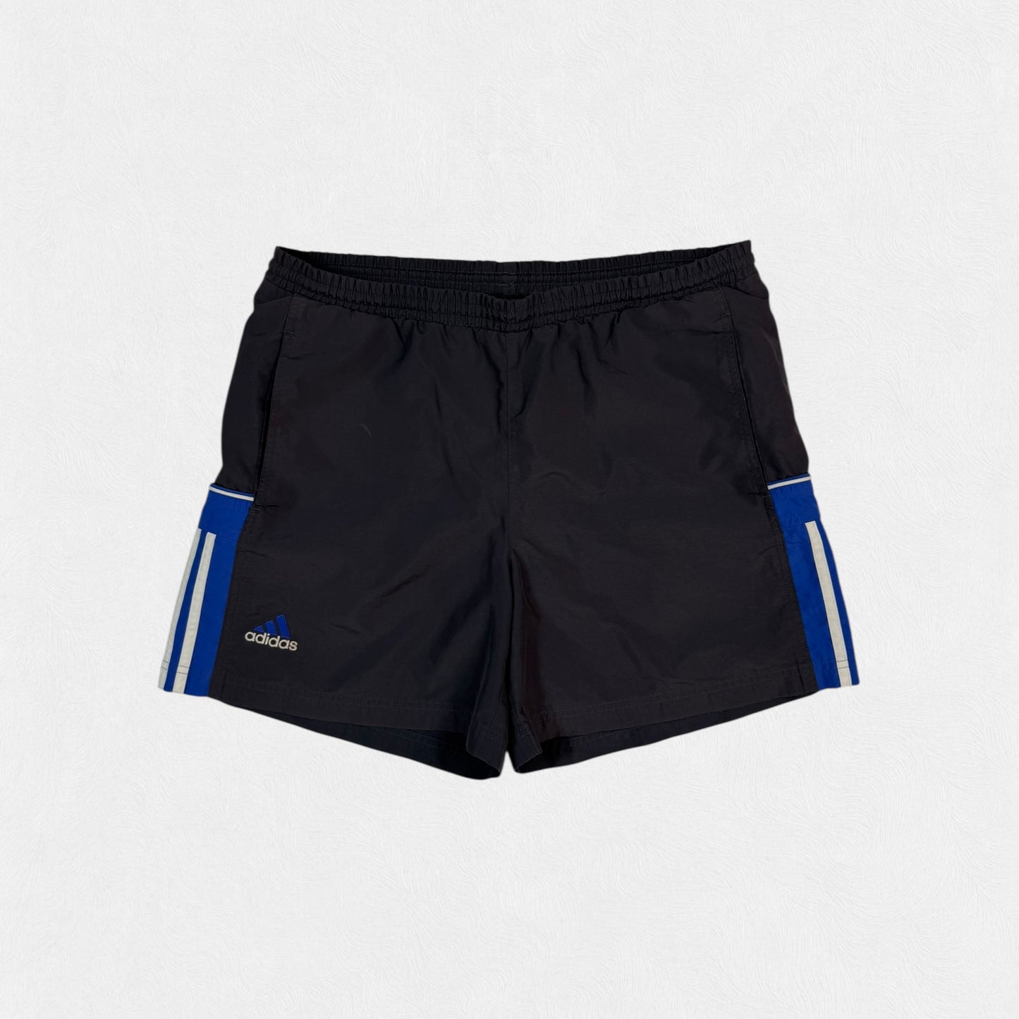 Vintage 90s adidas sport shorts (L)