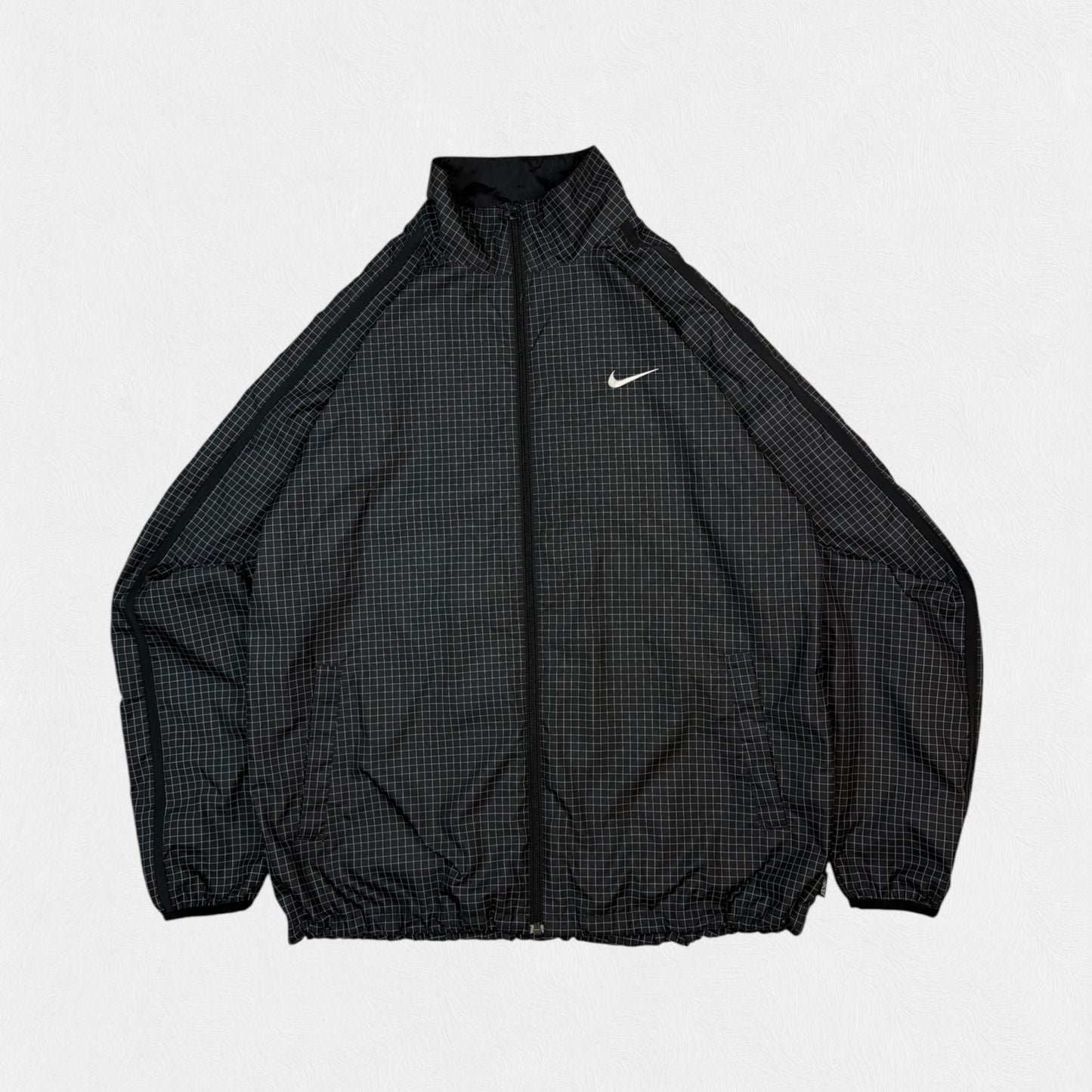 Vintage Nike checkered lightweight track jacket (L)