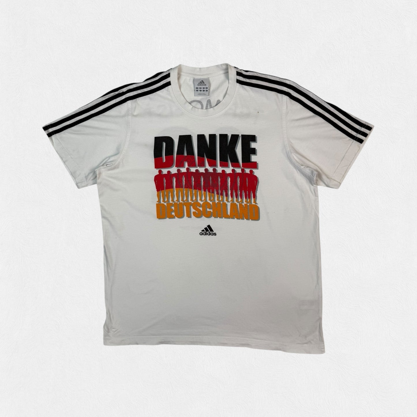Vintage Adidas Germany 2006 world cup graphic tee (L)