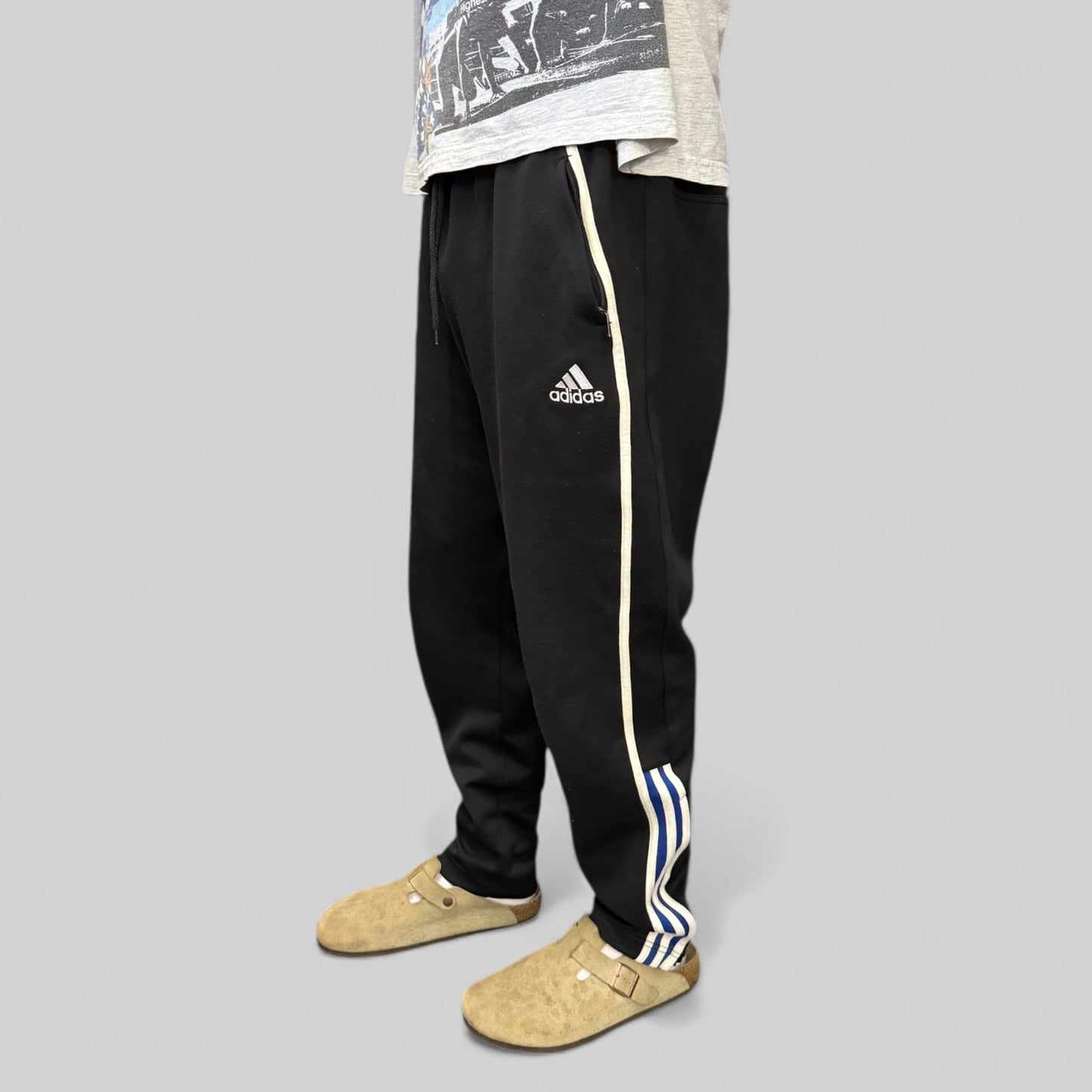 Vintage Adidas track pants (L)