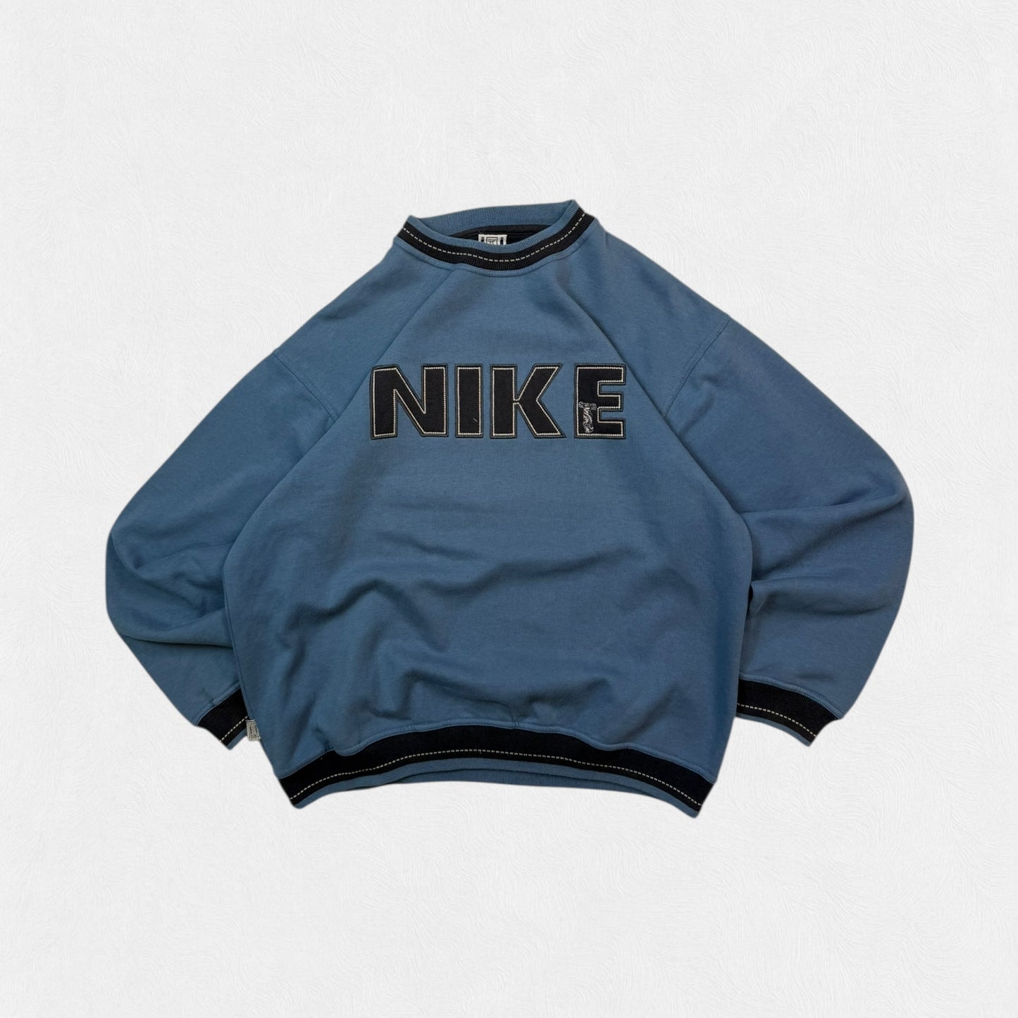 Vintage 90s Nike spell out sweatshirt (L)