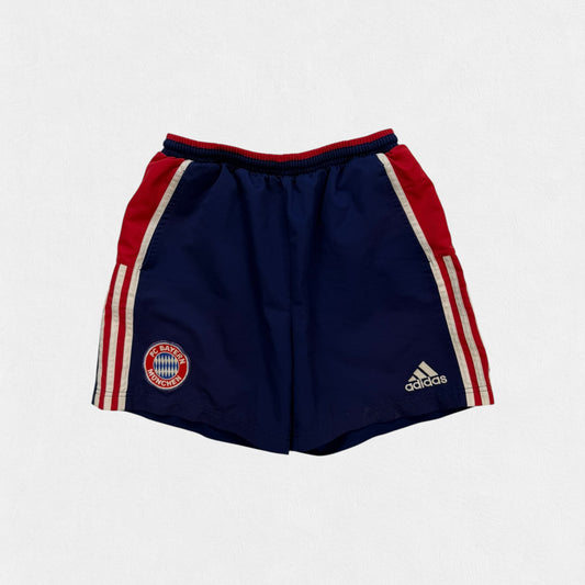 Vintage Bayern Munich 2000/01 Adidas football shorts (M)