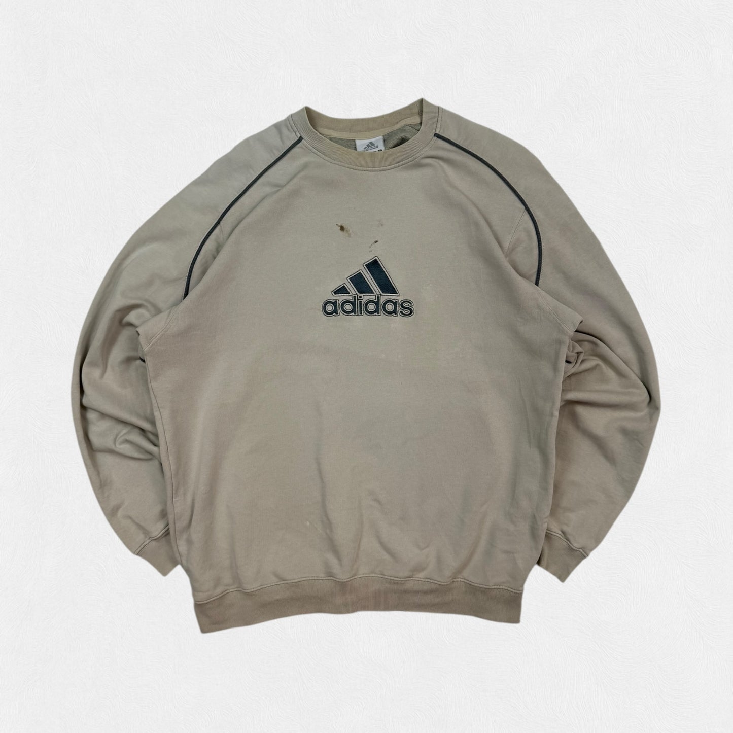 Vintage Adidas centre logo sweatshirt (L)