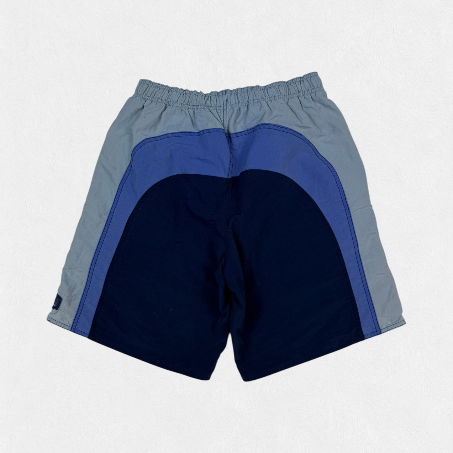 Vintage Quiksilver baggy surf board shorts (L)