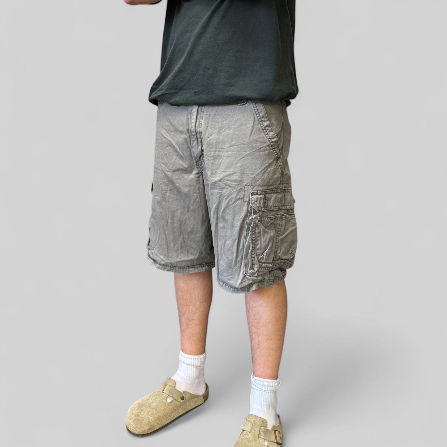 Vintage Lee baggy cargo shorts (W34)