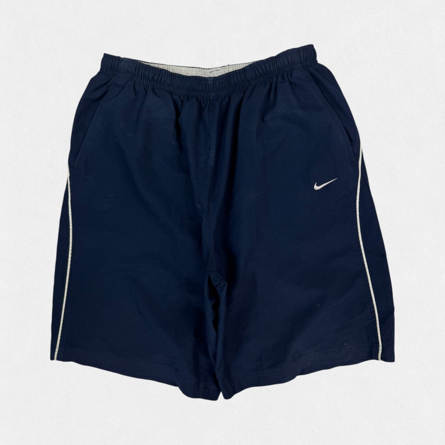 Vintage Nike baggy sport shorts (L)