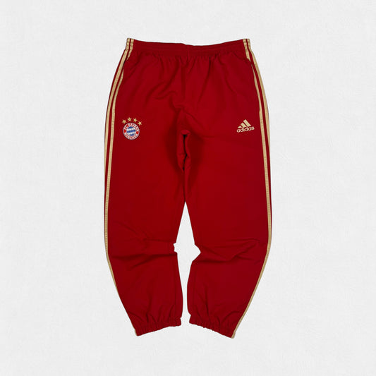Bayern Munich 2011/12 Adidas baggy football track pants (L)