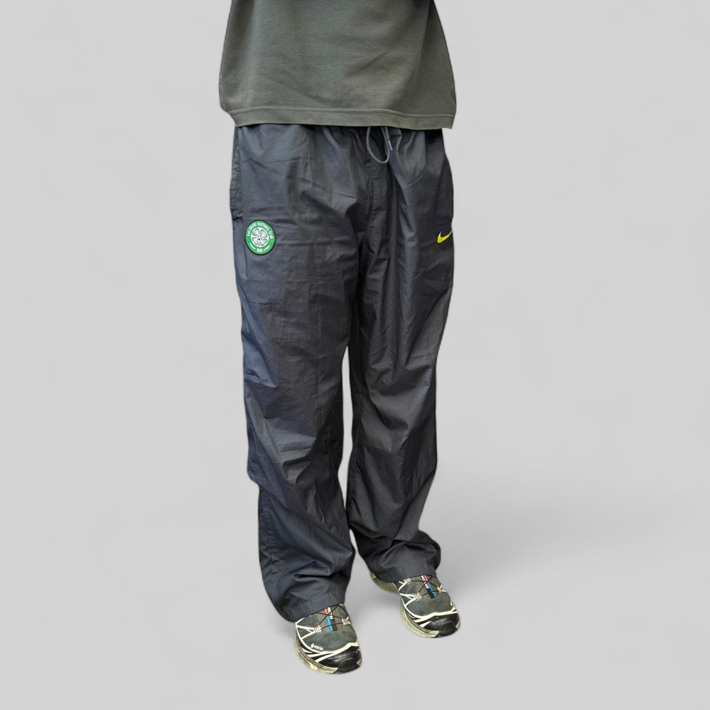 Celtic 2011/12 Nike baggy football track pants (XL)