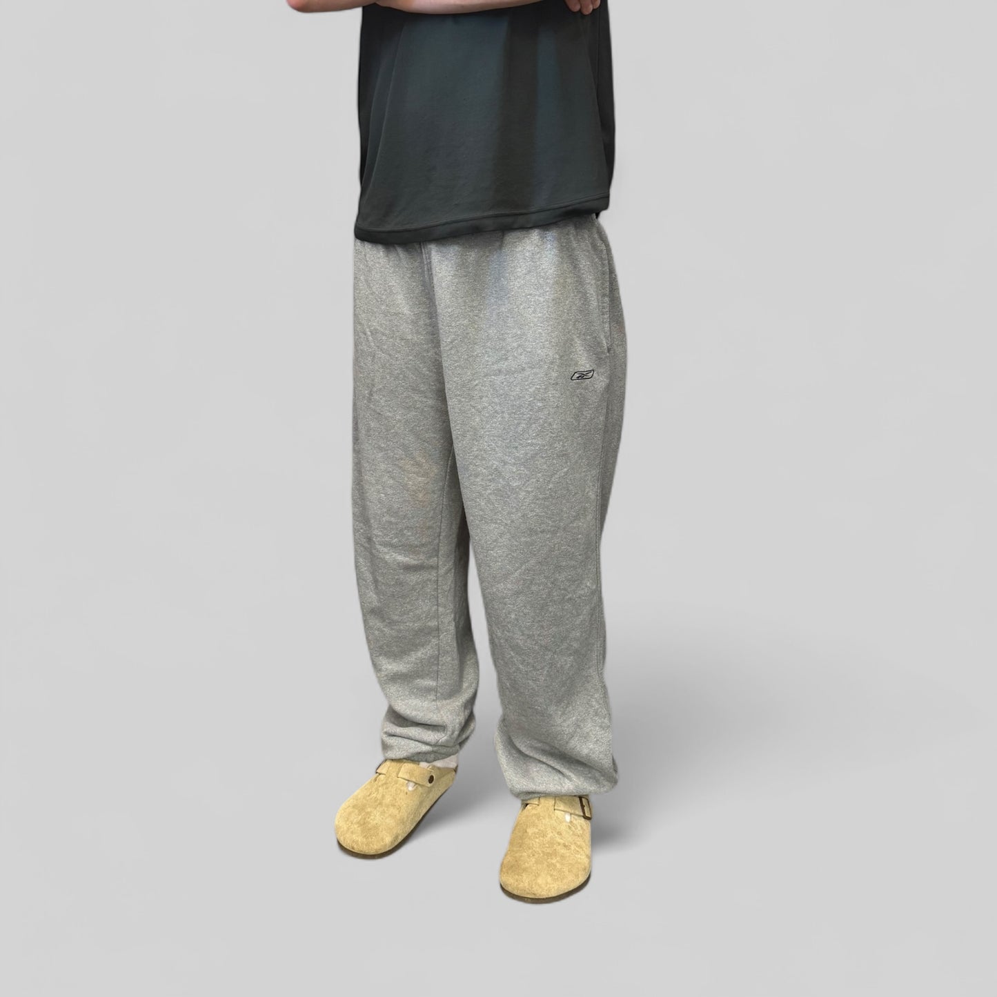 Vintage Reebok baggy joggers (XXL)