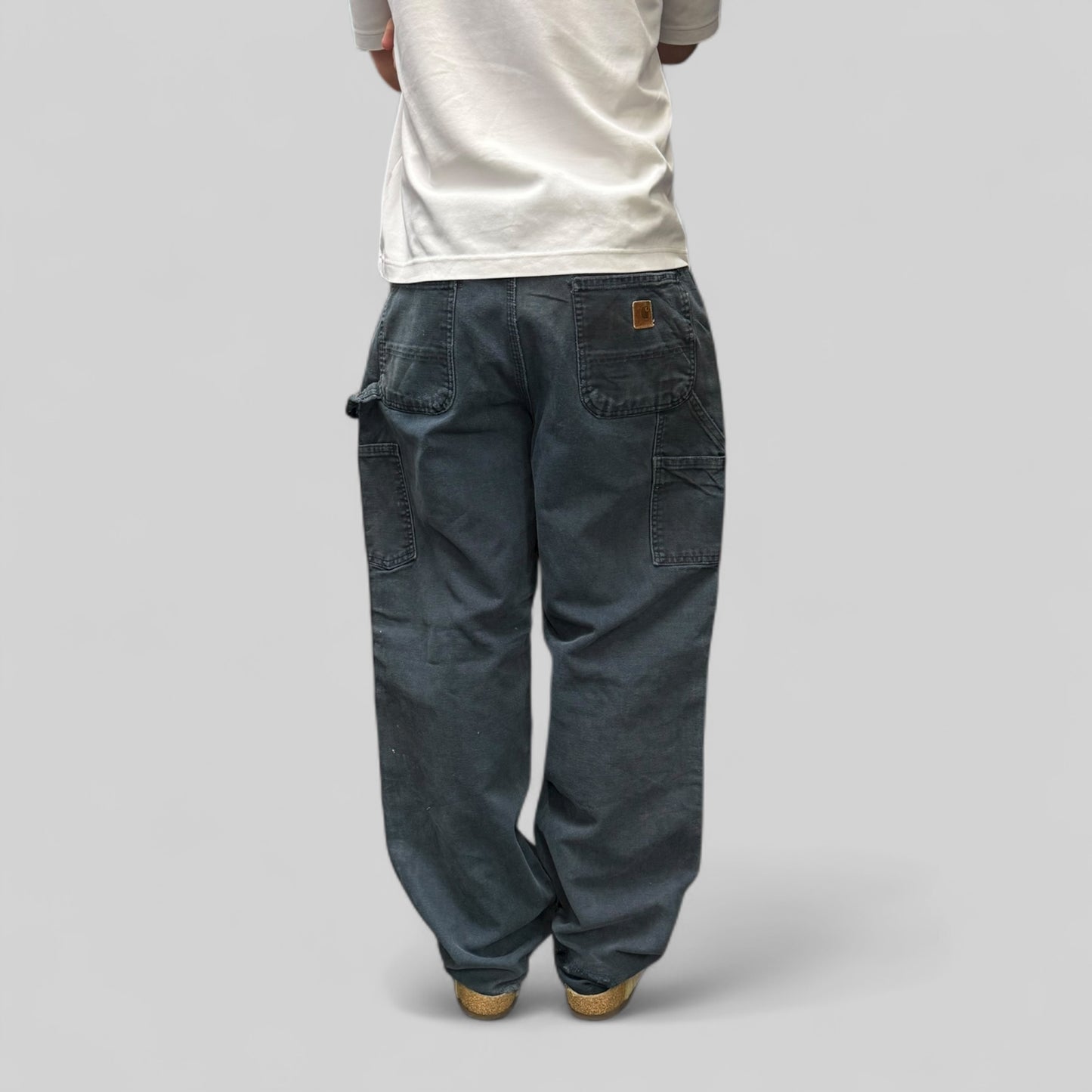 Carhartt baggy carpenter pants (W36)