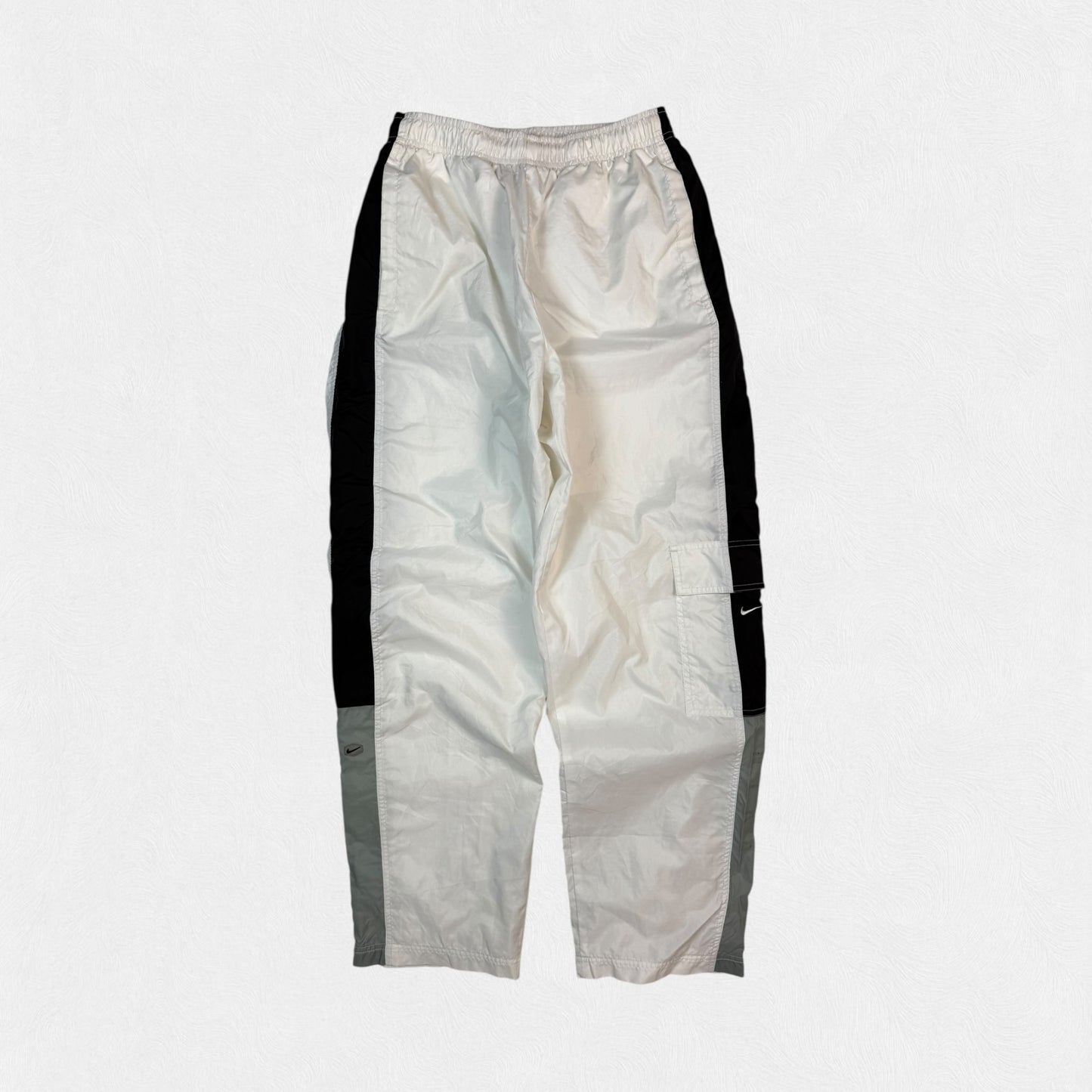 Vintage 90s Nike side stripe baggy track pants (M)