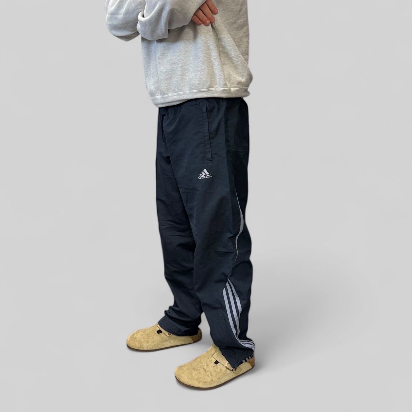 Vintage Adidas baggy track pants (XL)