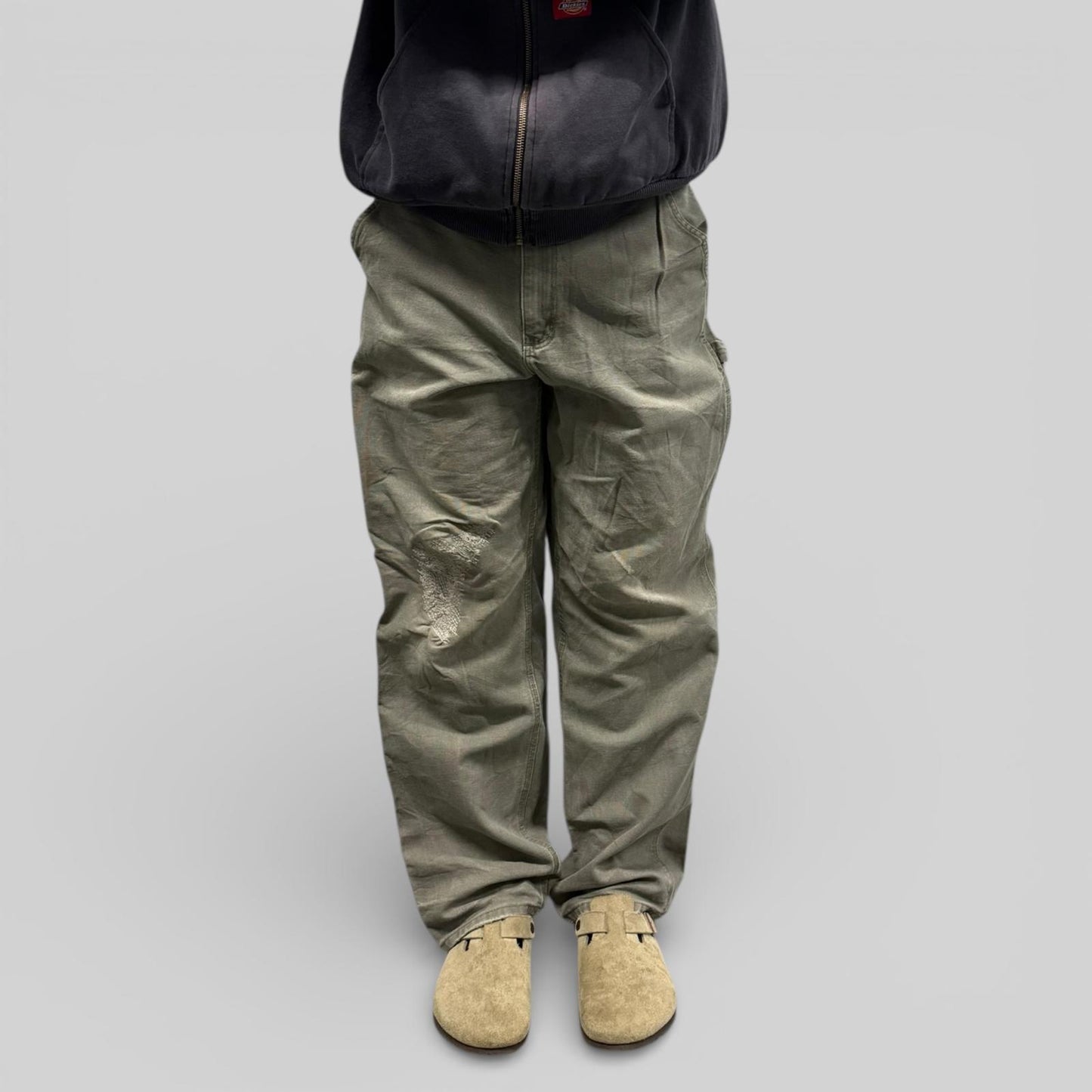 Carhartt baggy carpenter pants (W34)