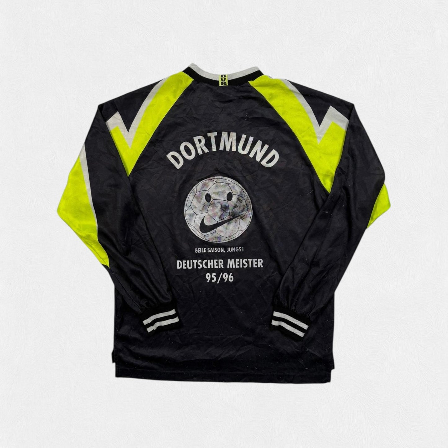 Vintage Borussia Dortmund 1995-97 Nike away football shirt (YXL)