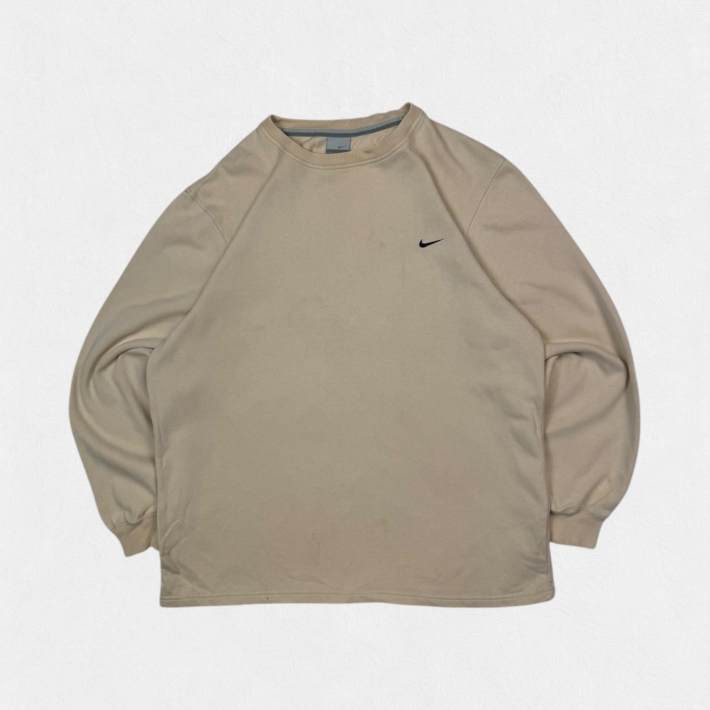 Vintage Nike mini swoosh sweatshirt (M)