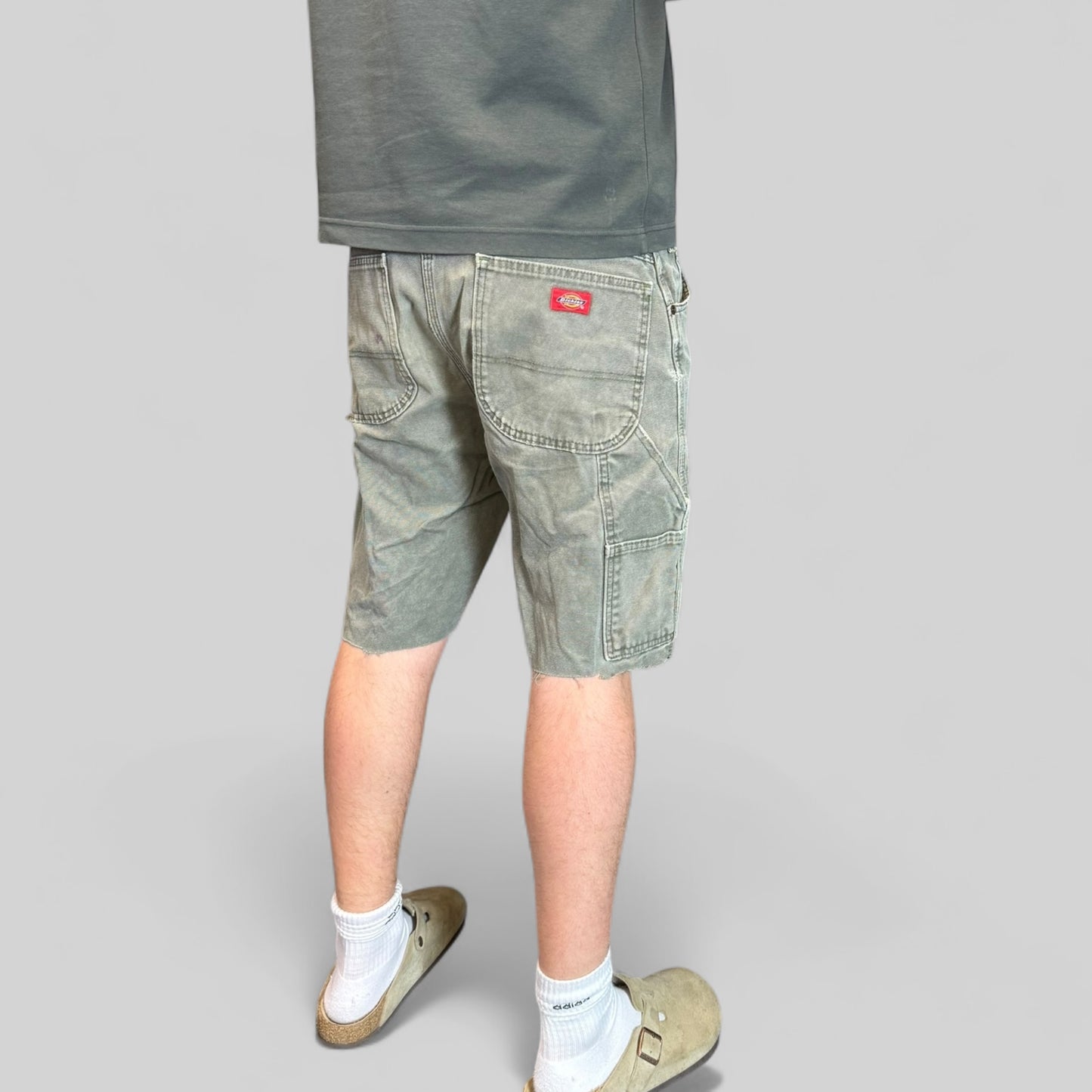 Vintage Dickies baggy carpenter shorts (W34)