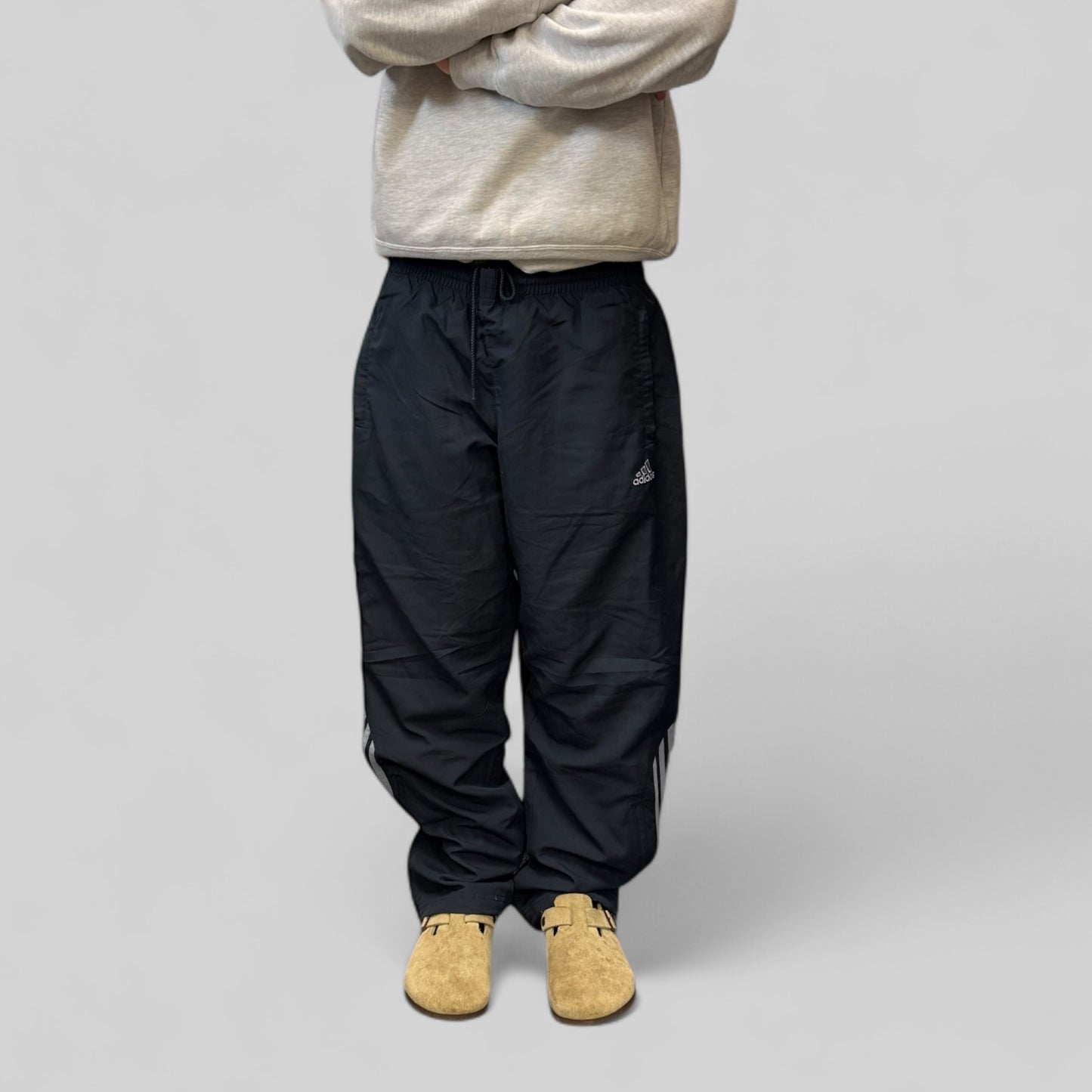 Vintage Adidas baggy track pants (XL)