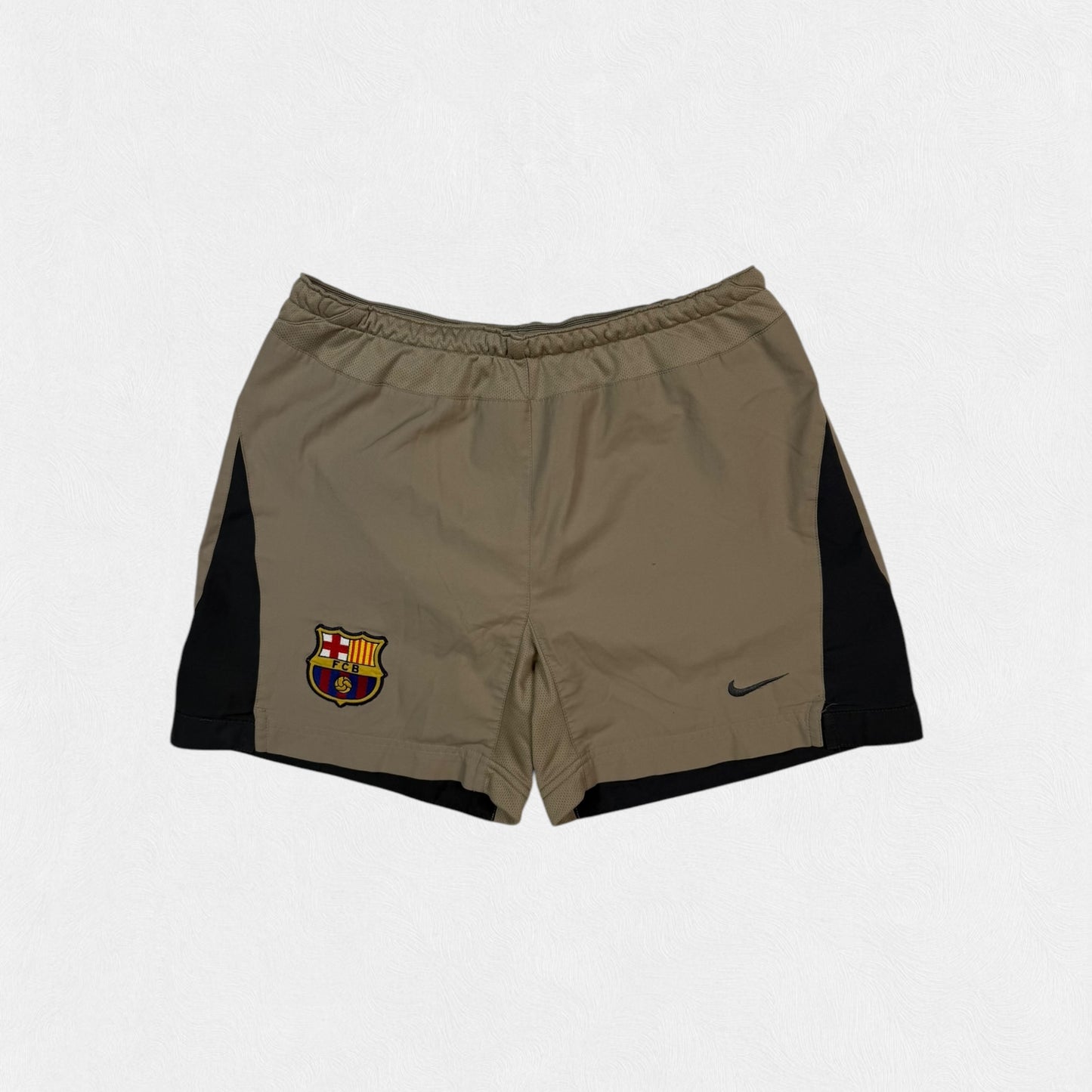 Vintage Barcelona 2003-05 Nike away football shorts (M)
