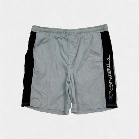Vintage O'neill spell out shorts (M)