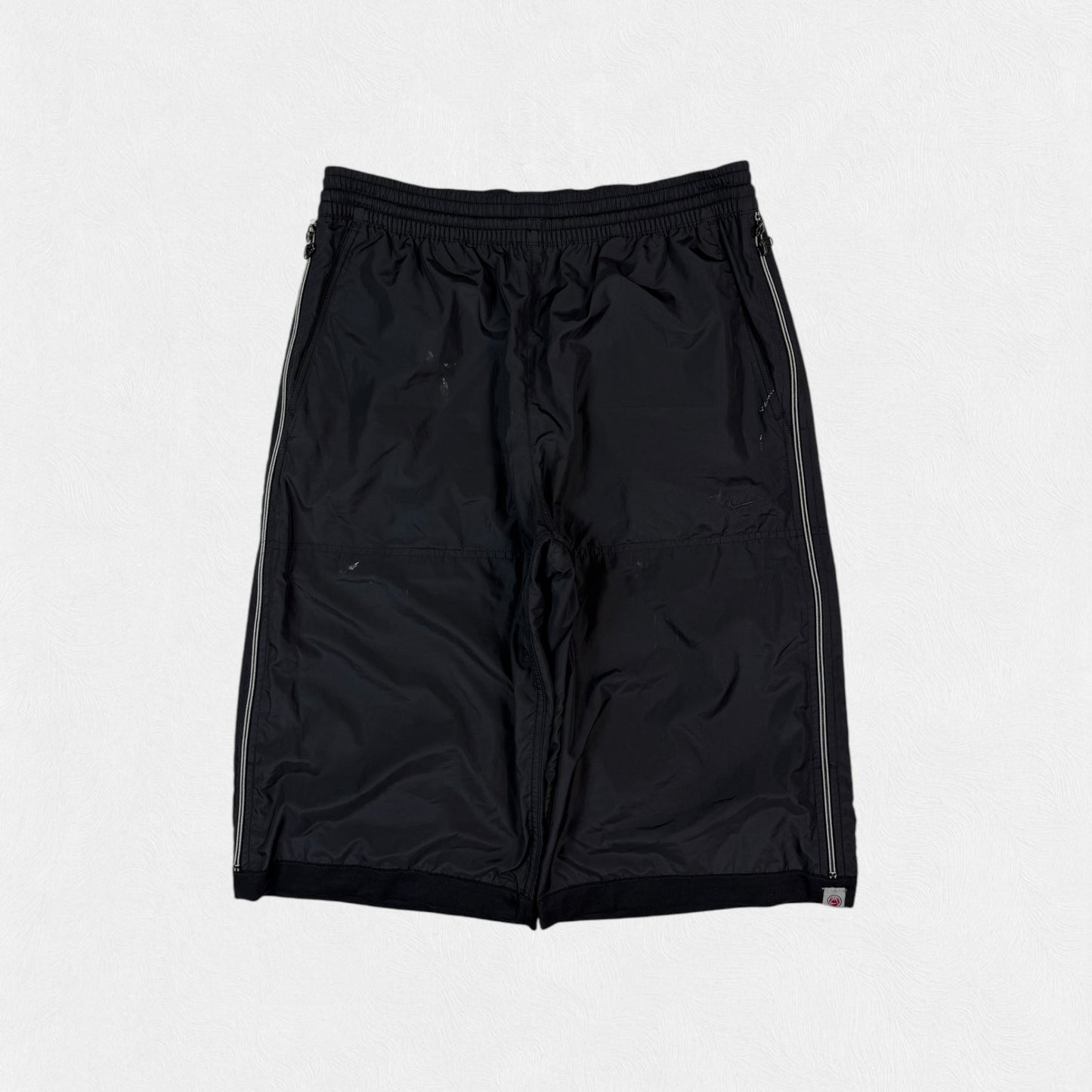 Vintage Nike basketball baggy shorts (L)