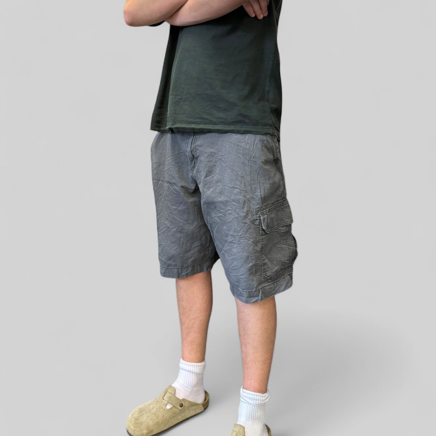 Eddie Bauer baggy cargo shorts (W38)