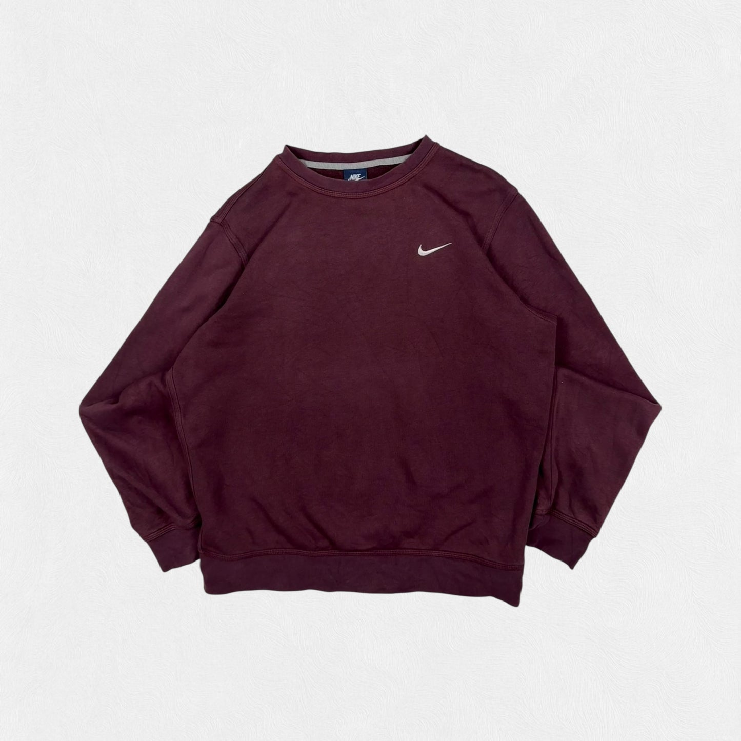 Nike mini swoosh sweatshirt (L)